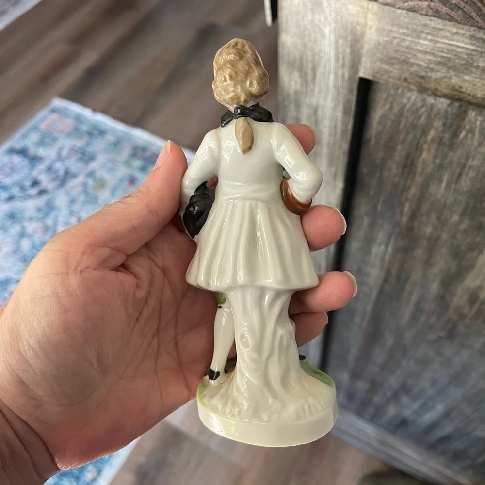 Vintage Porcelain Figurines Pair – Colonial Boys/ Men – Hand Painted – 5” Tall